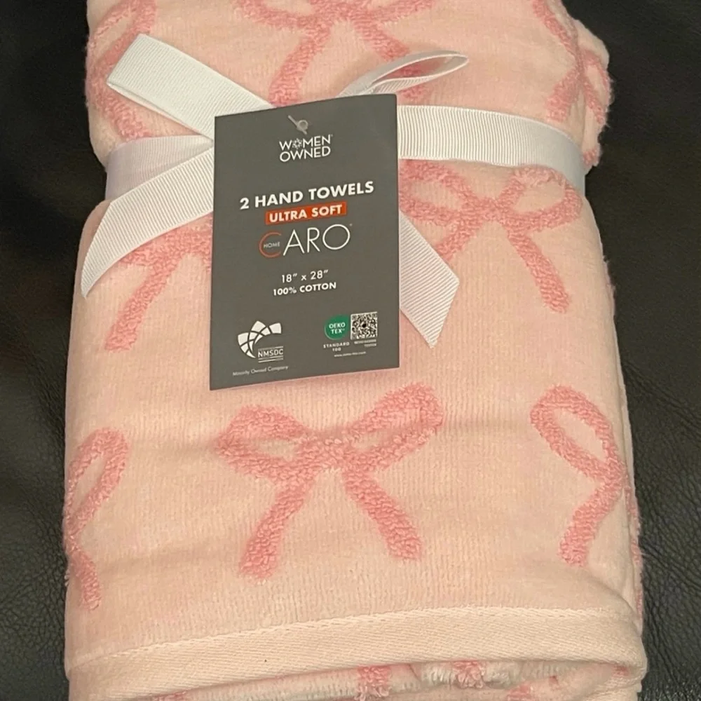 CARO HOME, Yarn Dyed Terry Jacquard Monica Zero Twist Bow Hand Towels, Set of 2